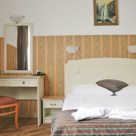 Green Hotel Alexander Palace โซเฟีย ภายนอก รูปภาพ